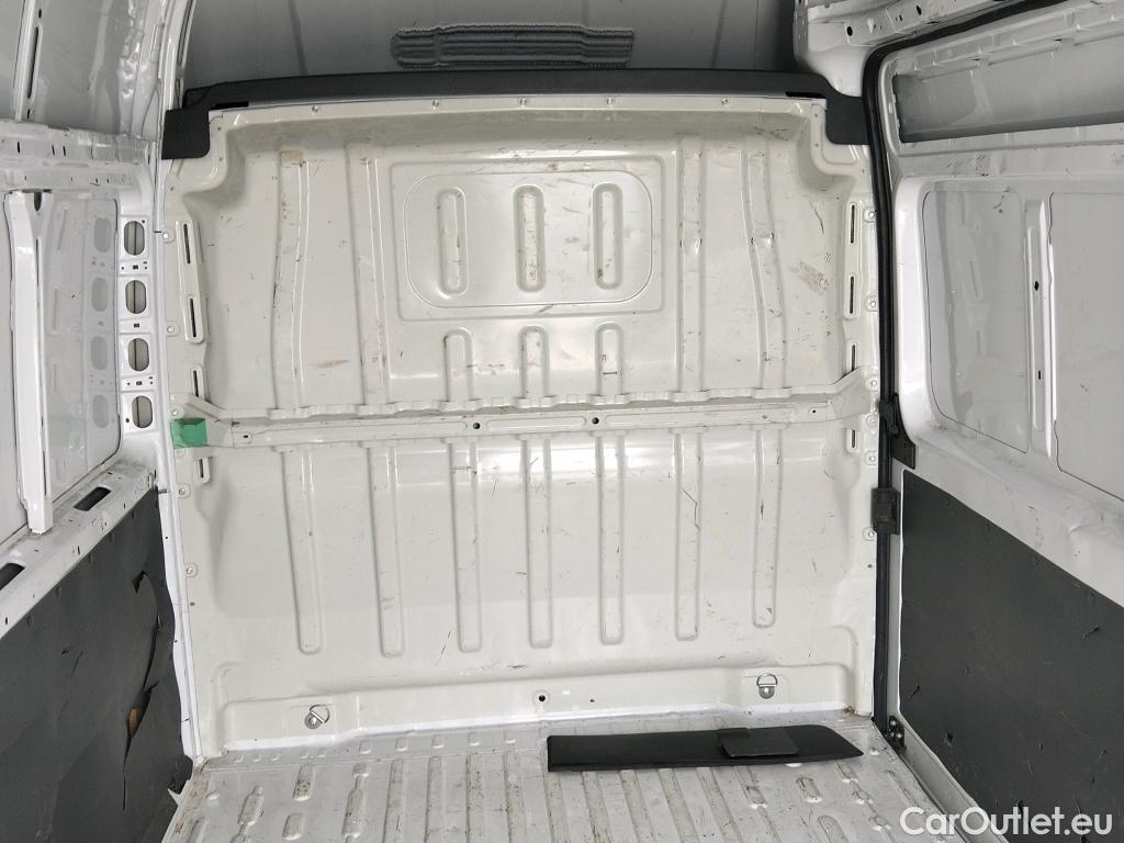  Citroen  Jumper CITROEN  / 2014 / 4P / furgón BlueHDi 103KW (140CV) Furgón 35L3H3 #20