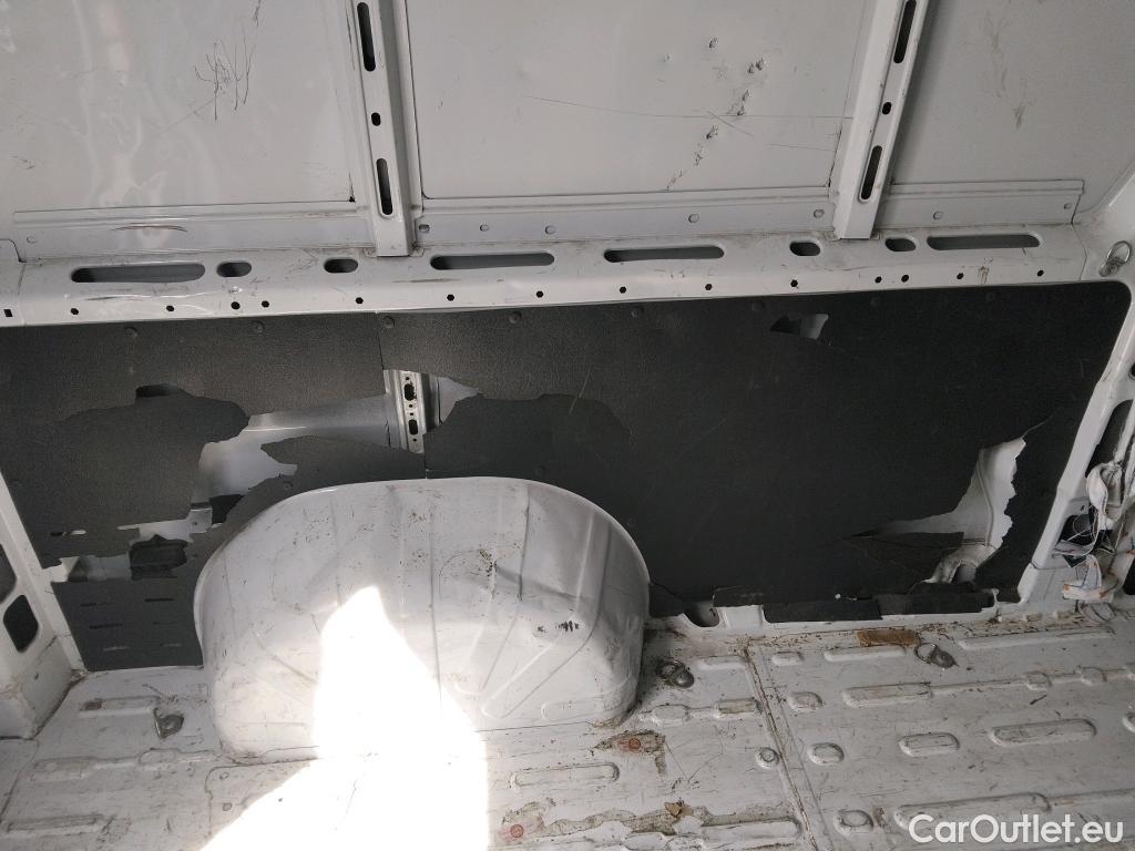  Citroen  Jumper CITROEN  / 2014 / 4P / furgón BlueHDi 103KW (140CV) Furgón 35L3H3 #44