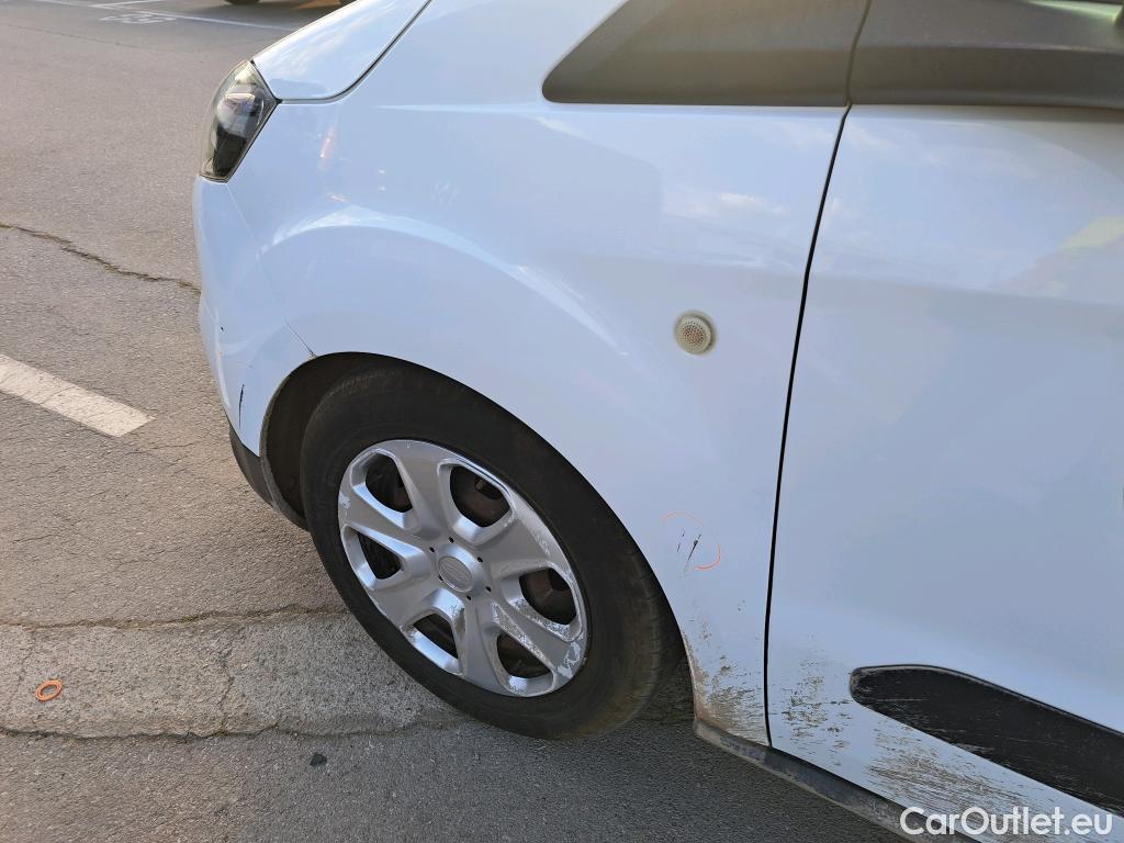  Ford  Transit Connect FORD Transit Courier / 2014 / 4P / combi Kombi 1.5 TDCi 56kW Trend #43