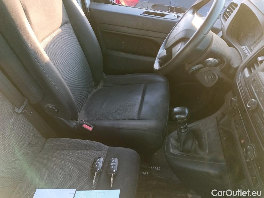  Peugeot  Expert PEUGEOT  / 2016 / 4P / furgón Furgón Pro 1.5 BlueHDi 120 Standard #26