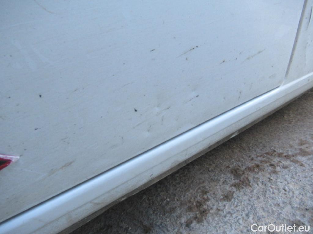  Renault  Kangoo RENAULT  Z.E./2013/3P/furgón derivado de turismo Z.E. #50