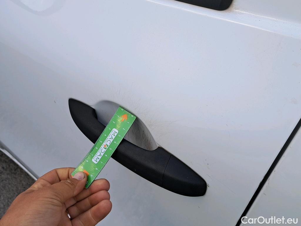  Renault  Kangoo RENAULT  Furgón/2021/4P/furgón derivado de turismo L1 1.5 Blue dCi 70kW (95CV) #53