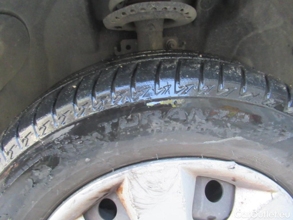  Renault  Kangoo RENAULT  Z.E./2013/3P/furgón derivado de turismo Z.E. #86