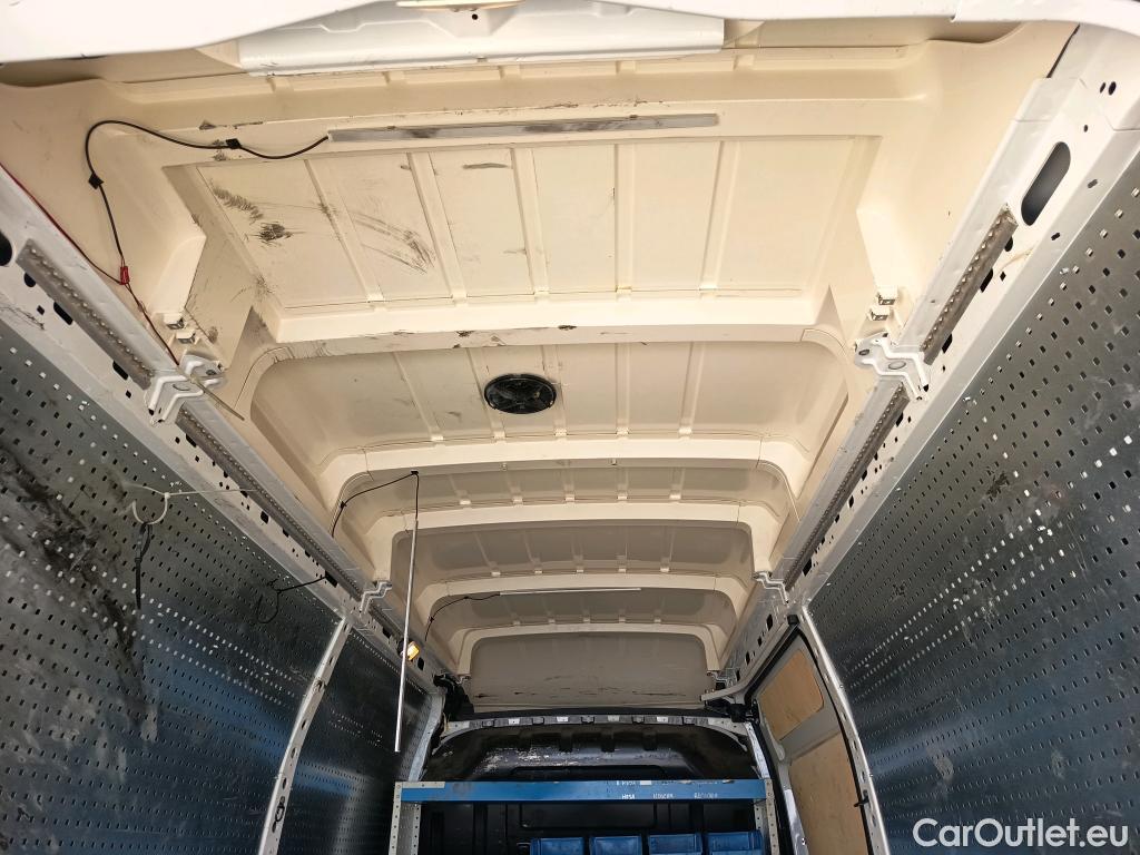  Renault  Master RENAULT  / 2019 / 4P / furgón Fu. P L3H3 3500 RG E B dCi 107kW (145CV) #43