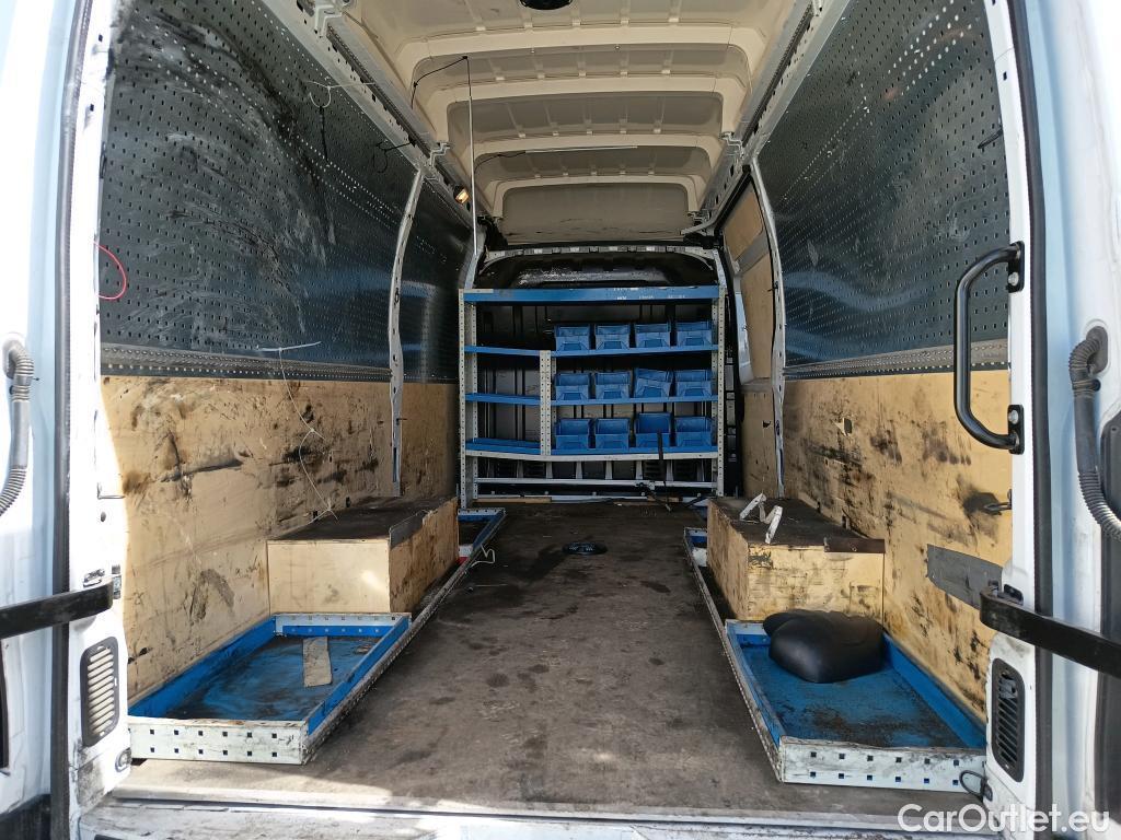  Renault  Master RENAULT  / 2019 / 4P / furgón Fu. P L3H3 3500 RG E B dCi 107kW (145CV) #60