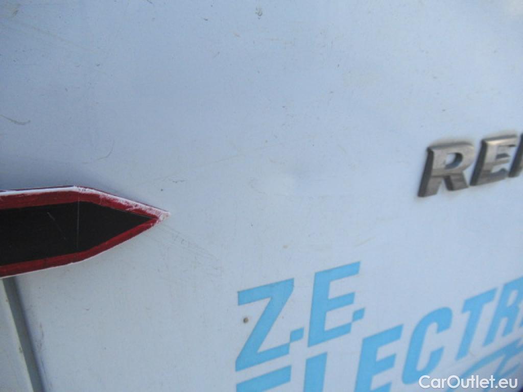  Renault  Kangoo RENAULT  Z.E./2013/3P/furgón derivado de turismo Z.E. #30