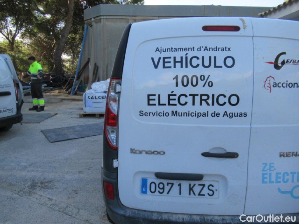  Renault  Kangoo RENAULT  Z.E./2013/3P/furgón derivado de turismo Z.E. #26