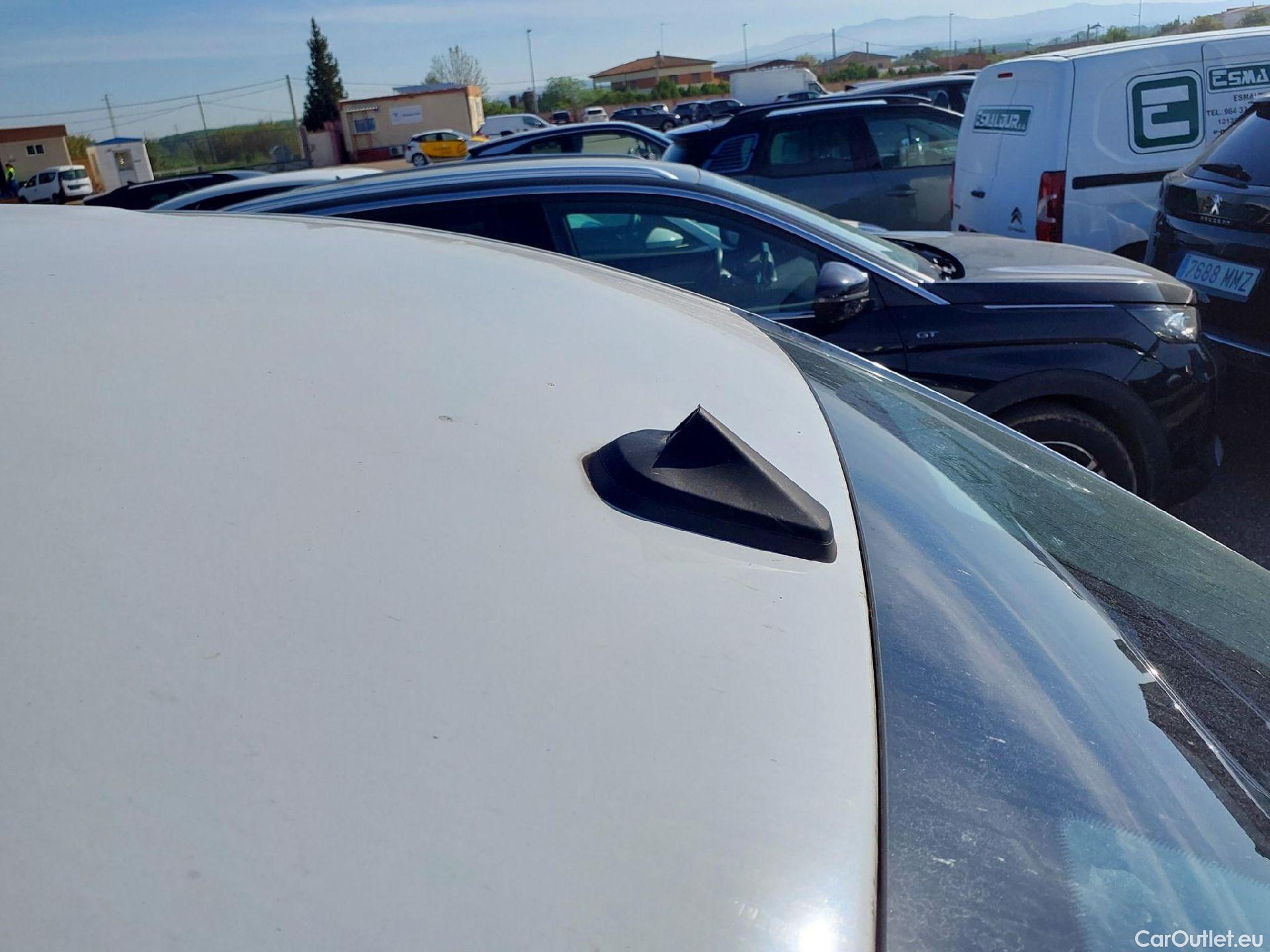  Renault  Kangoo RENAULT  Combi / 2021 / 5P / combi Life Edition One 1.5 Blue dCi 70kW(95CV) (IND)(AC) #1