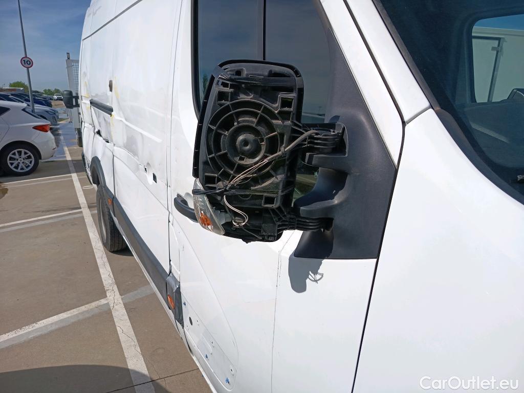  Renault  Master RENAULT  / 2019 / 4P / furgón Fu. P L3H3 3500 RG E B dCi 107kW (145CV) #33