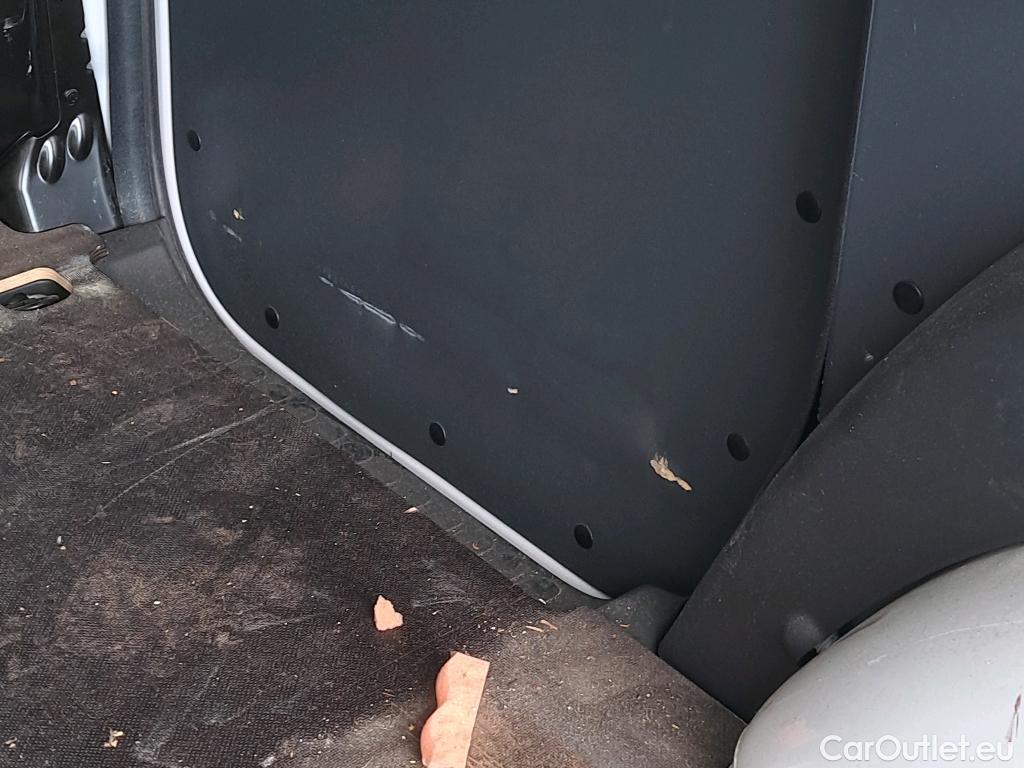  Renault  Kangoo RENAULT  Furgón/2013/3P/furgón derivado de turismo Profesional dCi 55 kW (75 CV) #12