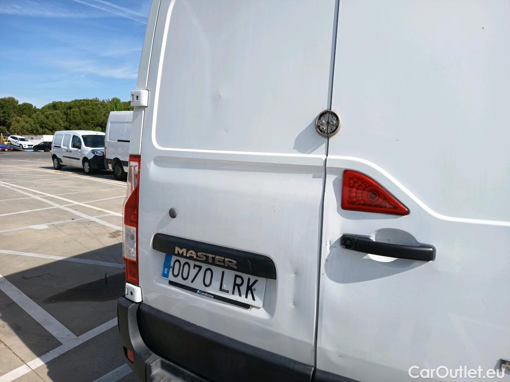 Renault  Master RENAULT  / 2019 / 4P / furgón Fu. P L3H3 3500 RG E B dCi 107kW (145CV) #28