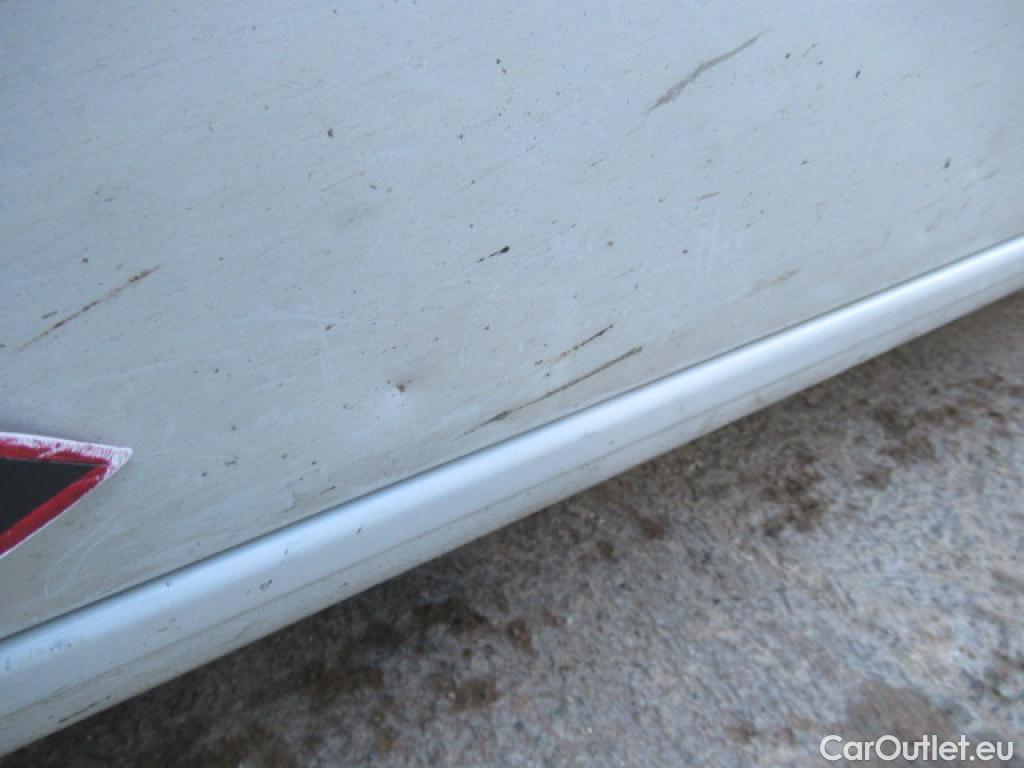  Renault  Kangoo RENAULT  Z.E./2013/3P/furgón derivado de turismo Z.E. #49