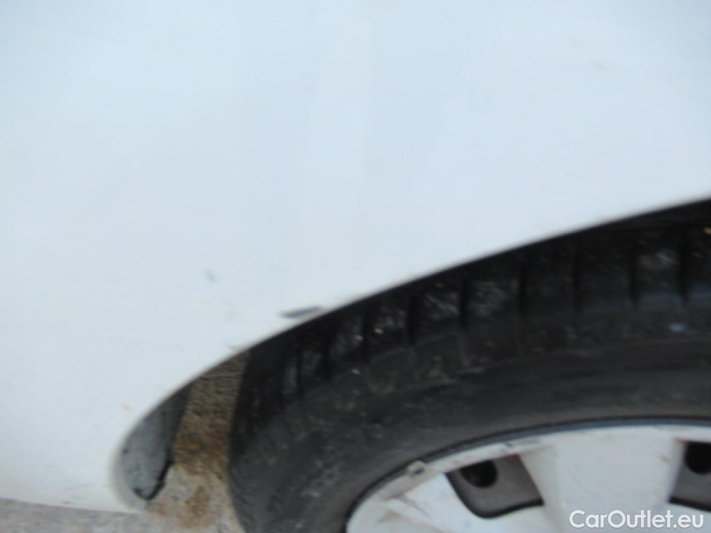  Renault  Kangoo RENAULT  Z.E./2013/3P/furgón derivado de turismo Z.E. #64