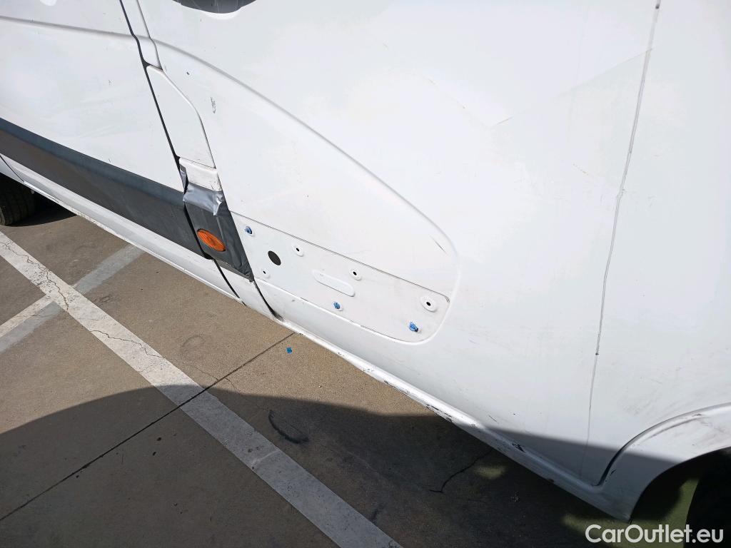  Renault  Master RENAULT  / 2019 / 4P / furgón Fu. P L3H3 3500 RG E B dCi 107kW (145CV) #23