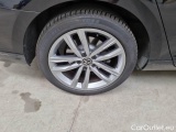  Volkswagen  Passat VOLKSWAGEN  / 2019 / 5P / STATION WAGON VAR. 2.0TDI SCR EVO 90KW BUSINESS DSG #60
