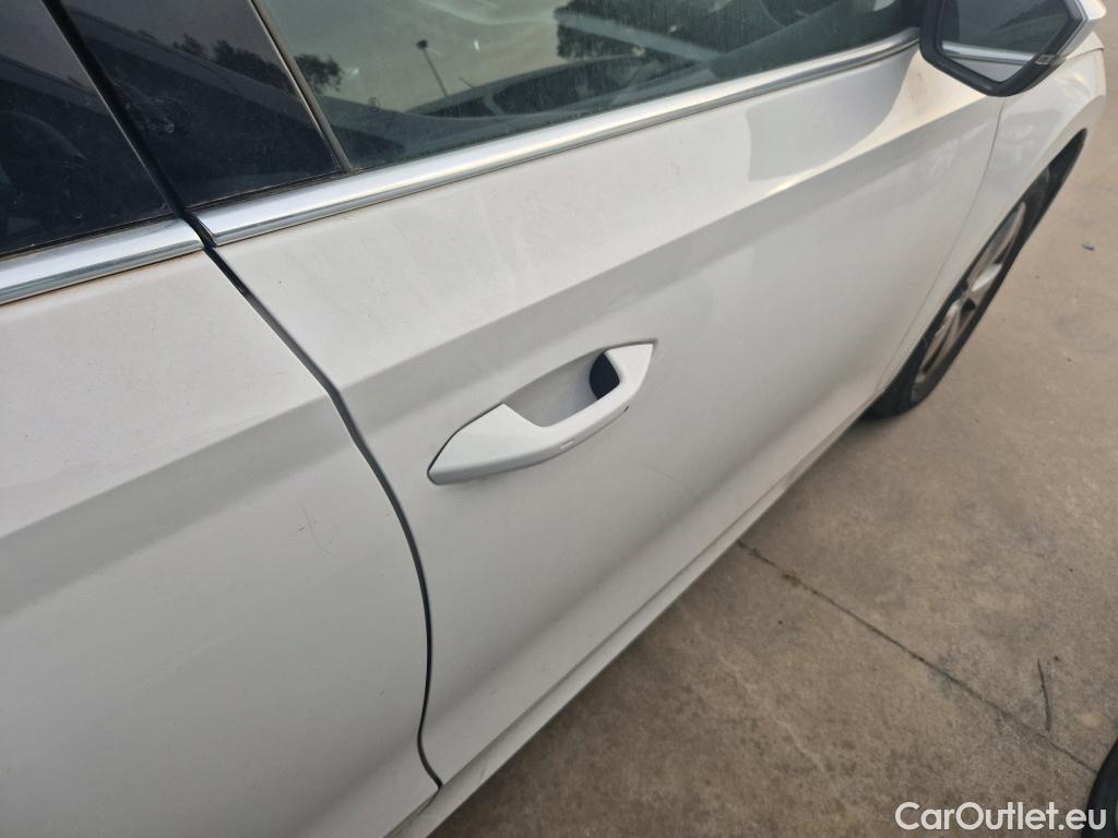  Skoda  Octavia SKODA  / 2020 / 5P / berlina con portón 2.0 TDI 110kW (150CV) Manual Ambition #13