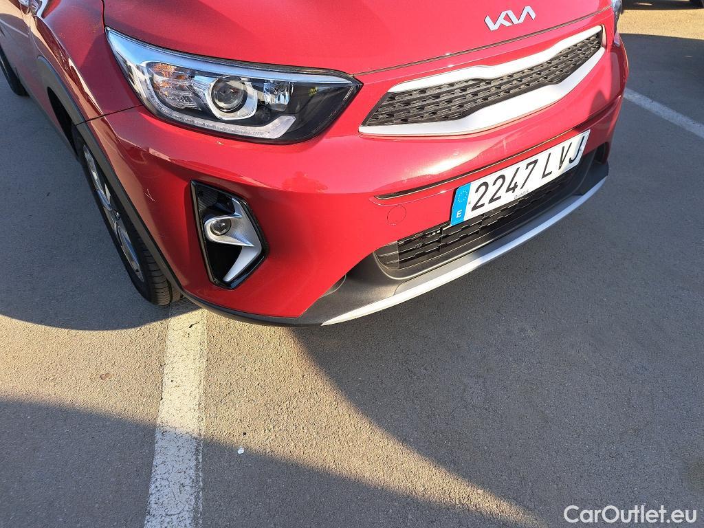  KIA  STONIC KIA  / 2017 / 5P / todoterreno 1.0 T-GDi 74kW (100CV) MHEV iMT Concept #16