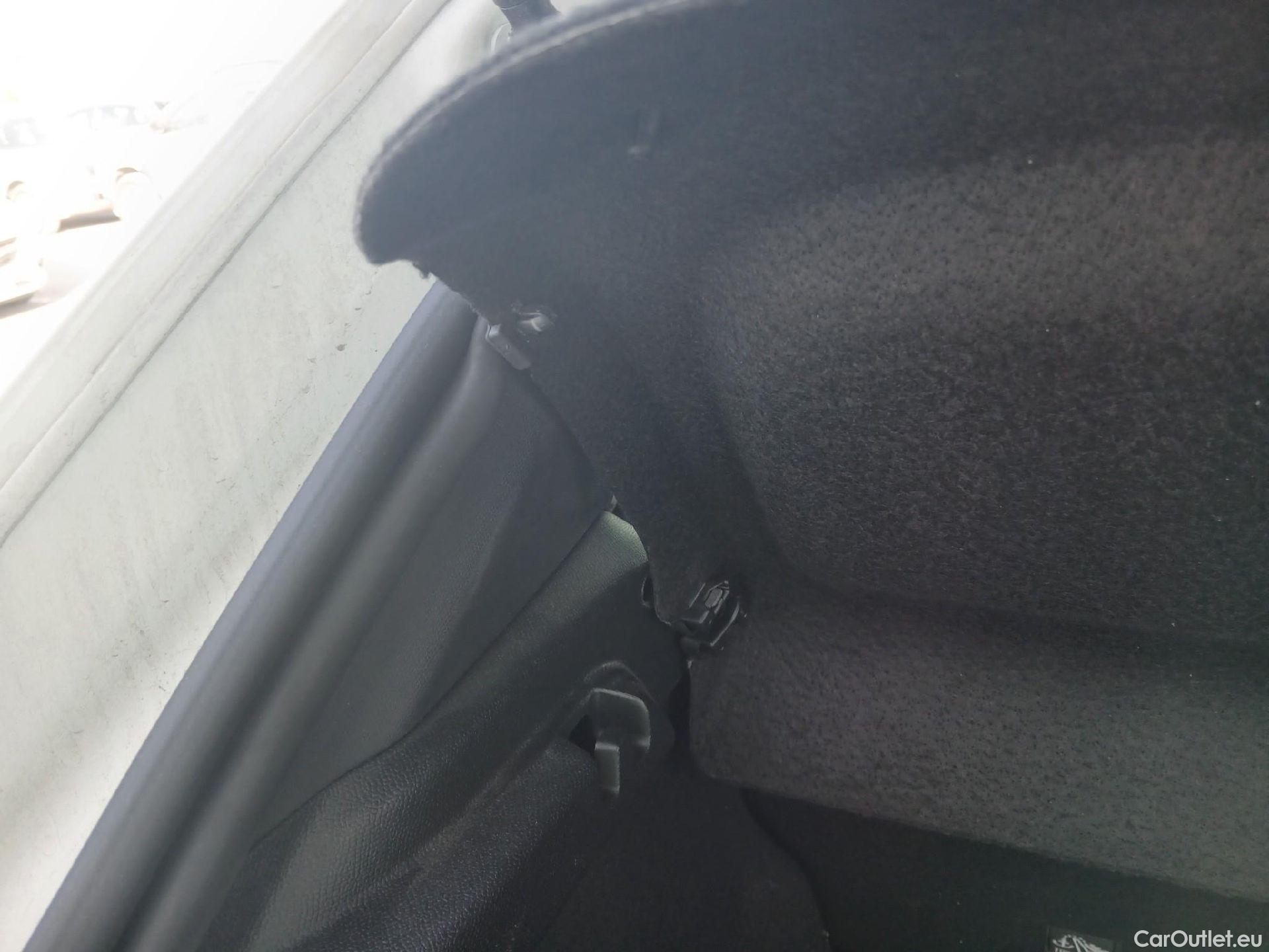  Opel  Mokka OPEL  / 2020 / 5P / todoterreno  F2ML 1.5 D Business Elegance (3) #16