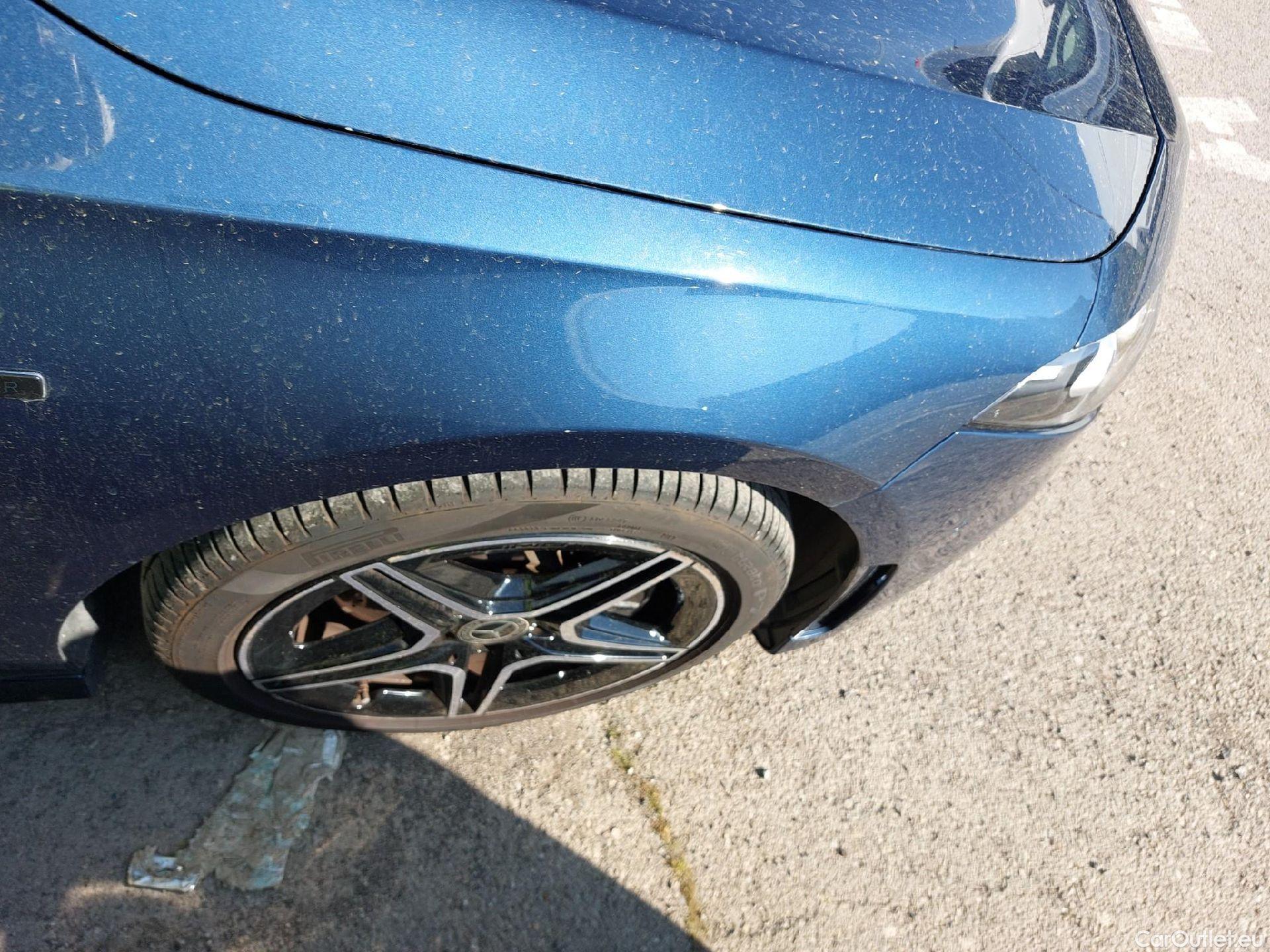  Mercedes  A-Klasse MERCEDES-BENZ Clase A / 2018 / 5P / berlina con portón A 250 e #19