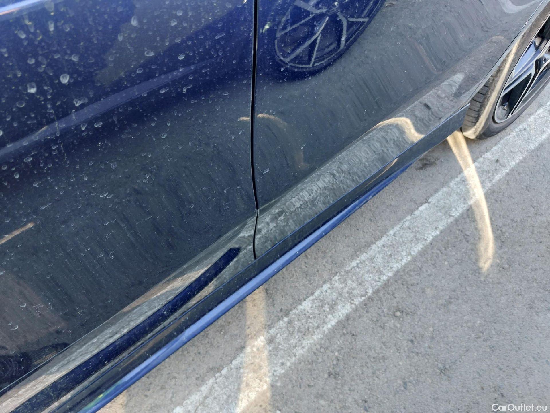  Mercedes  A-Klasse MERCEDES-BENZ Clase A / 2018 / 5P / berlina con portón A 250 e #12