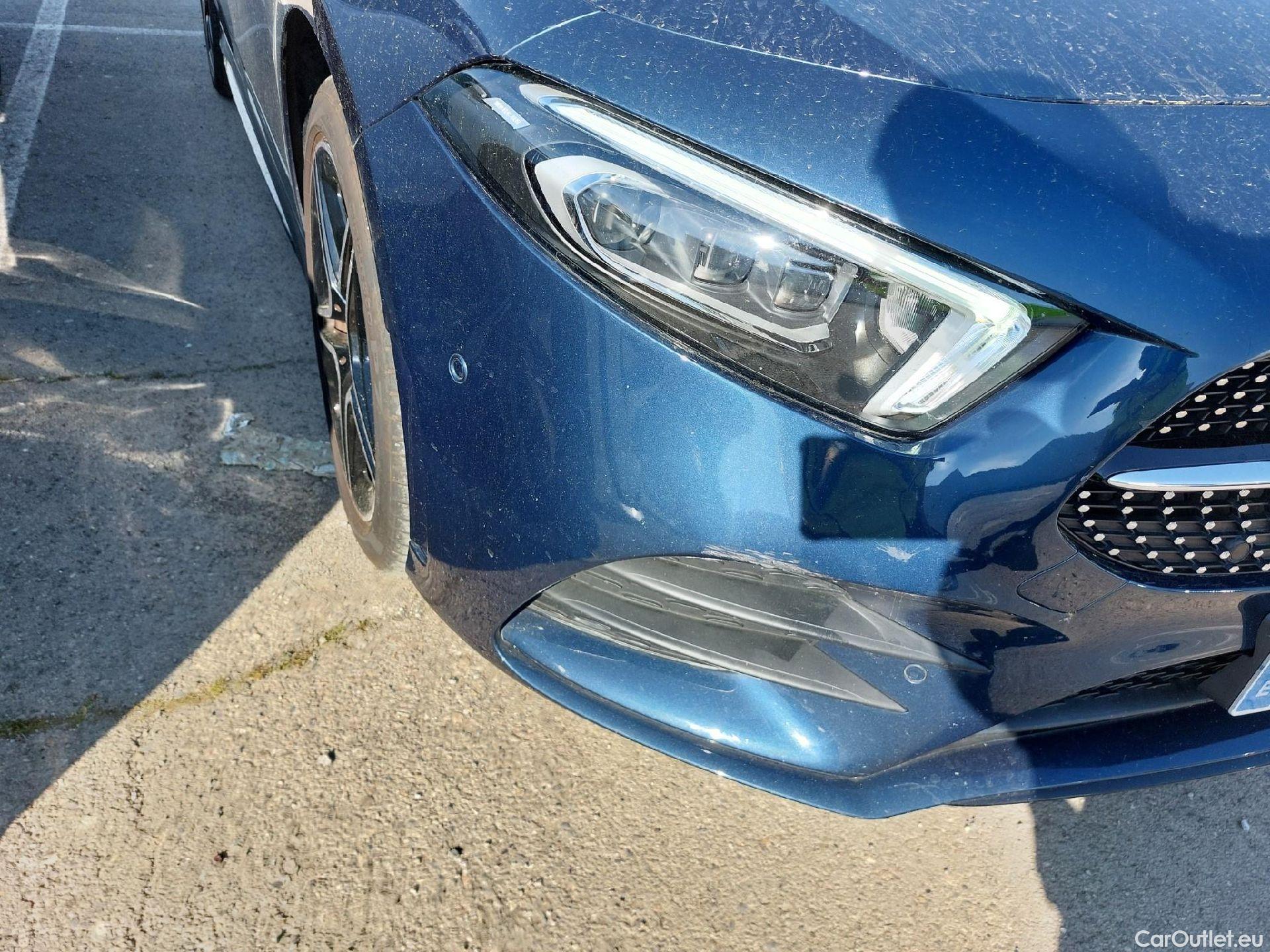  Mercedes  A-Klasse MERCEDES-BENZ Clase A / 2018 / 5P / berlina con portón A 250 e #5