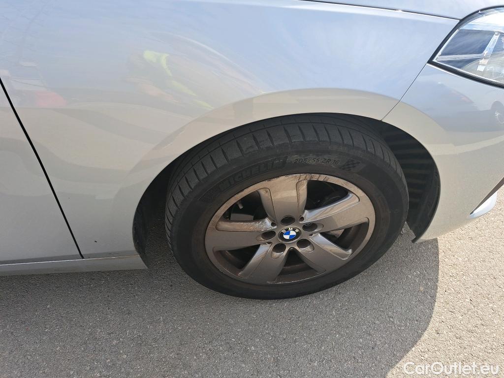  Bmw  Serie 1 BMW  / 2019 / 5P / berlina con portón 116d #14