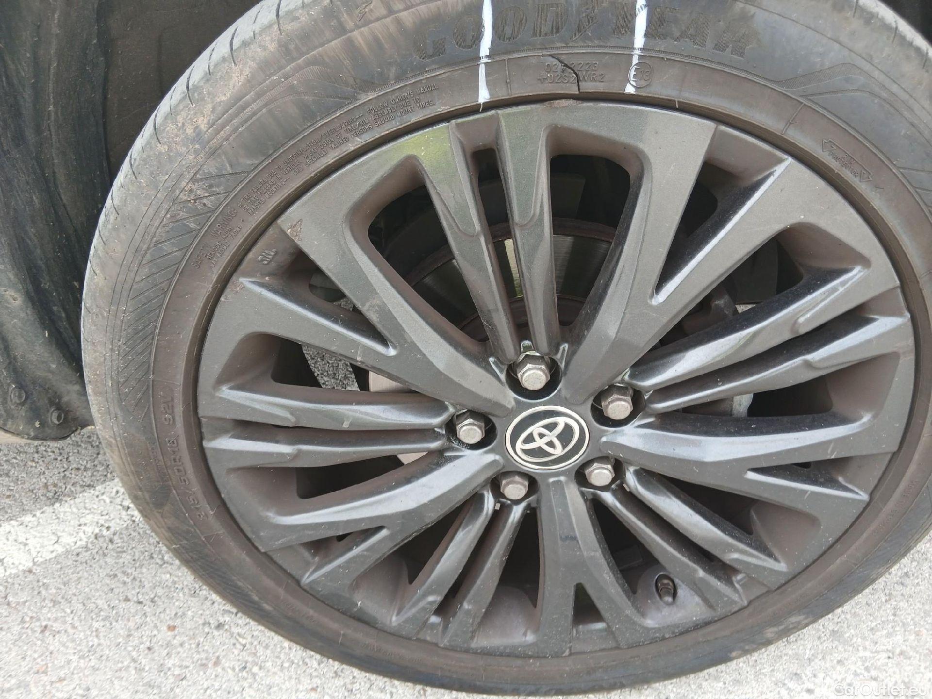  Toyota  Yaris Cross TOYOTA  / 2021 / 5P / todoterreno 1.5 120H Adventure #37