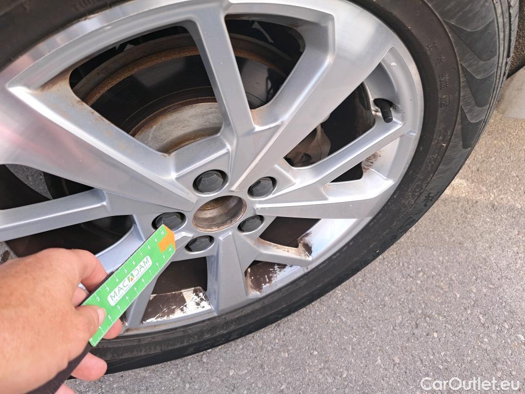  Audi  Q3 AUDI  / 2018 / 5P / todoterreno 40 TDI 140kW S tronic Quattro S Line #13