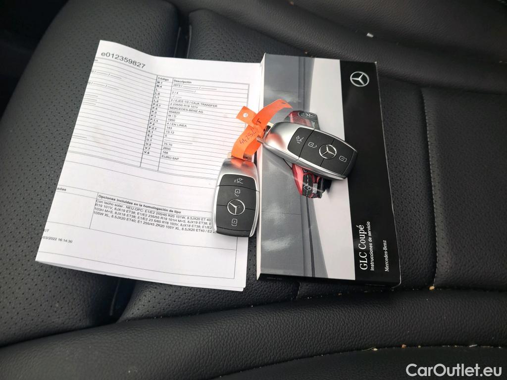  Mercedes  G-Klasee MERCEDES-BENZ GLC Coupé / 2019 / 5P / coupé GLC 220 d 4MATIC #4