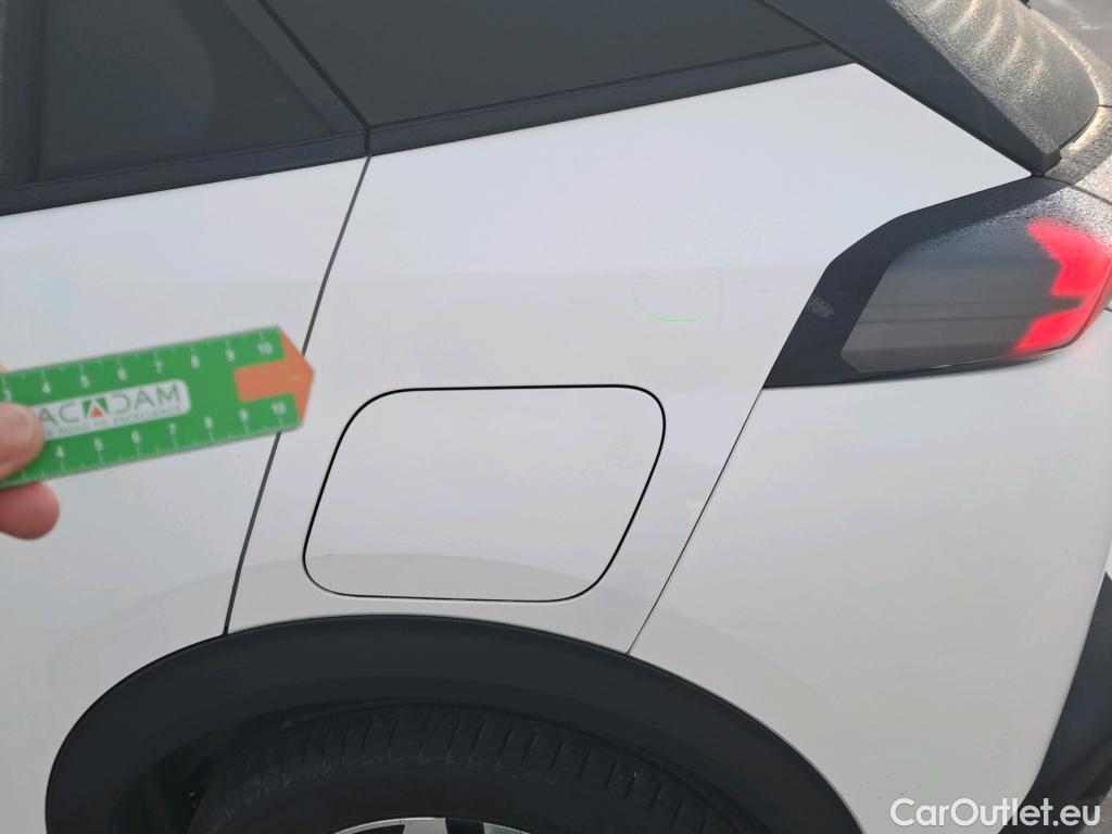  Peugeot  2008 PEUGEOT  / 2019 / 5P / todoterreno Allure BlueHDI 81kW (110CV) #25