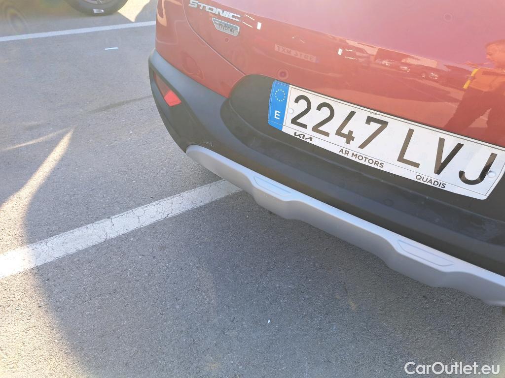  KIA  STONIC KIA  / 2017 / 5P / todoterreno 1.0 T-GDi 74kW (100CV) MHEV iMT Concept #12
