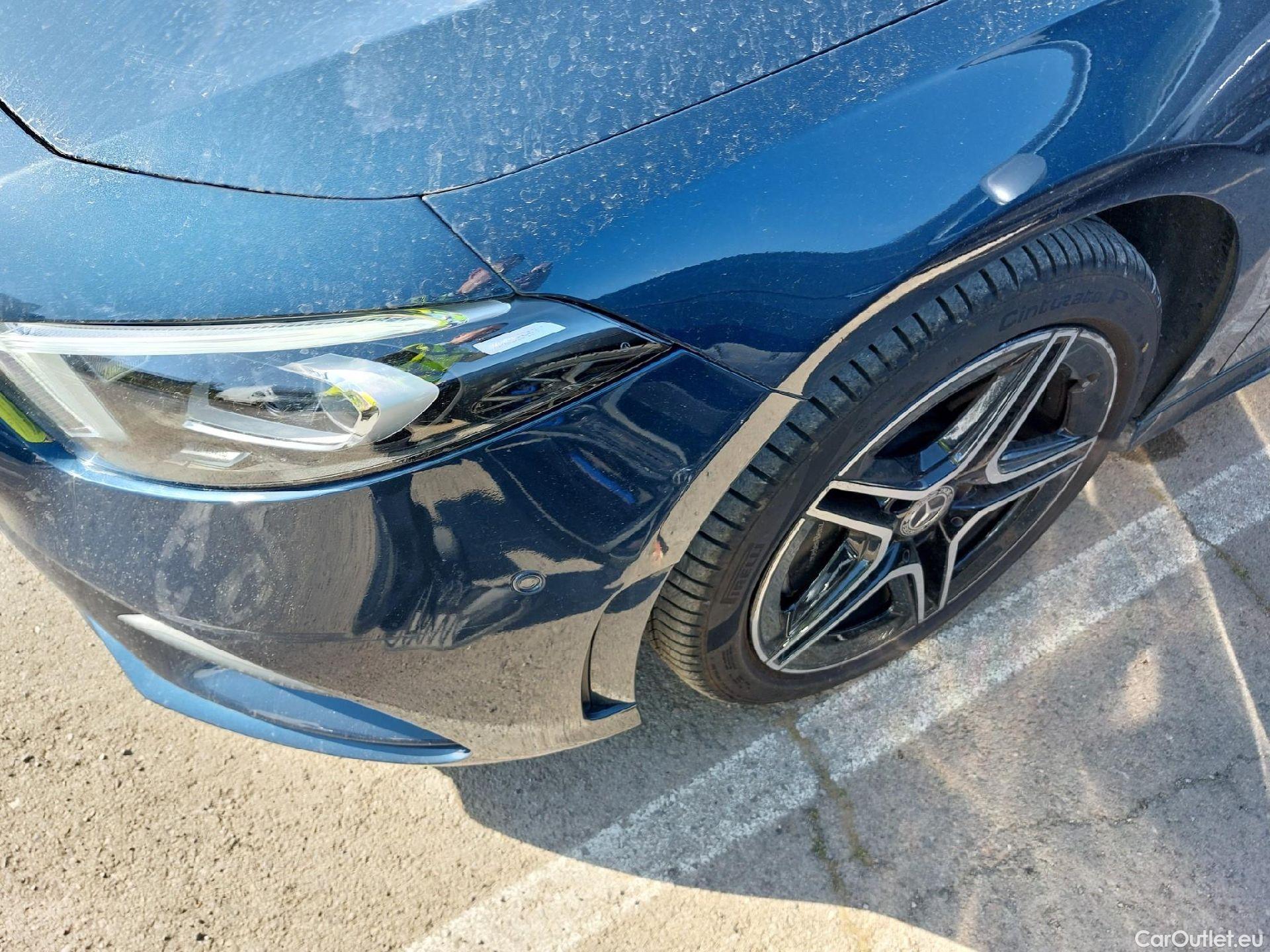  Mercedes  A-Klasse MERCEDES-BENZ Clase A / 2018 / 5P / berlina con portón A 250 e #7