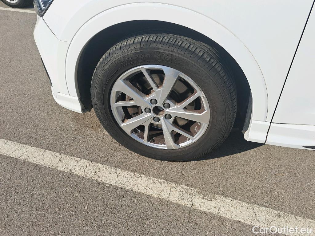  Audi  Q3 AUDI  / 2018 / 5P / todoterreno 40 TDI 140kW S tronic Quattro S Line #8