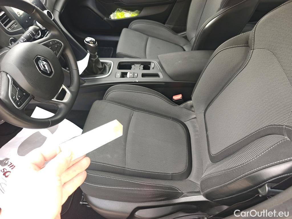  Renault  Megane RENAULT Mégane / 2020 / 5P / berlina con portón Equilibre Blue dCi 85 kW (115CV)-SS #20