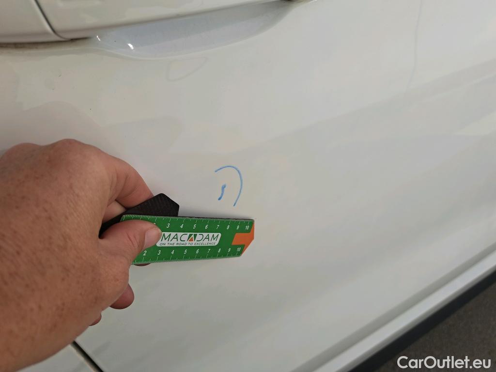  Audi  Q3 AUDI  / 2018 / 5P / todoterreno 40 TDI 140kW S tronic Quattro S Line #27