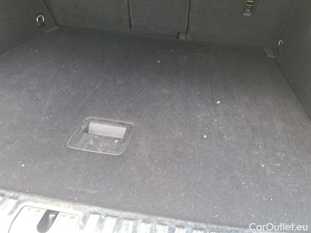  Audi  Q3 AUDI  / 2018 / 5P / todoterreno 40 TDI 140kW S tronic Quattro S Line #1