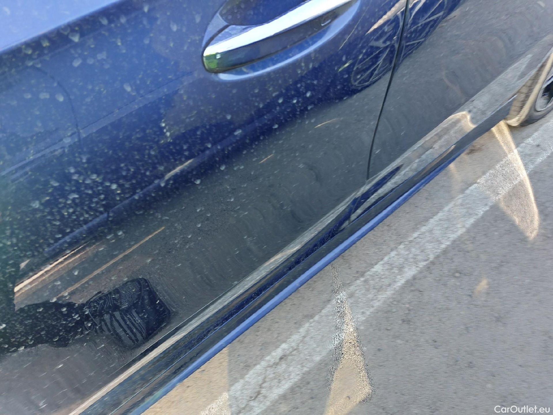  Mercedes  A-Klasse MERCEDES-BENZ Clase A / 2018 / 5P / berlina con portón A 250 e #11