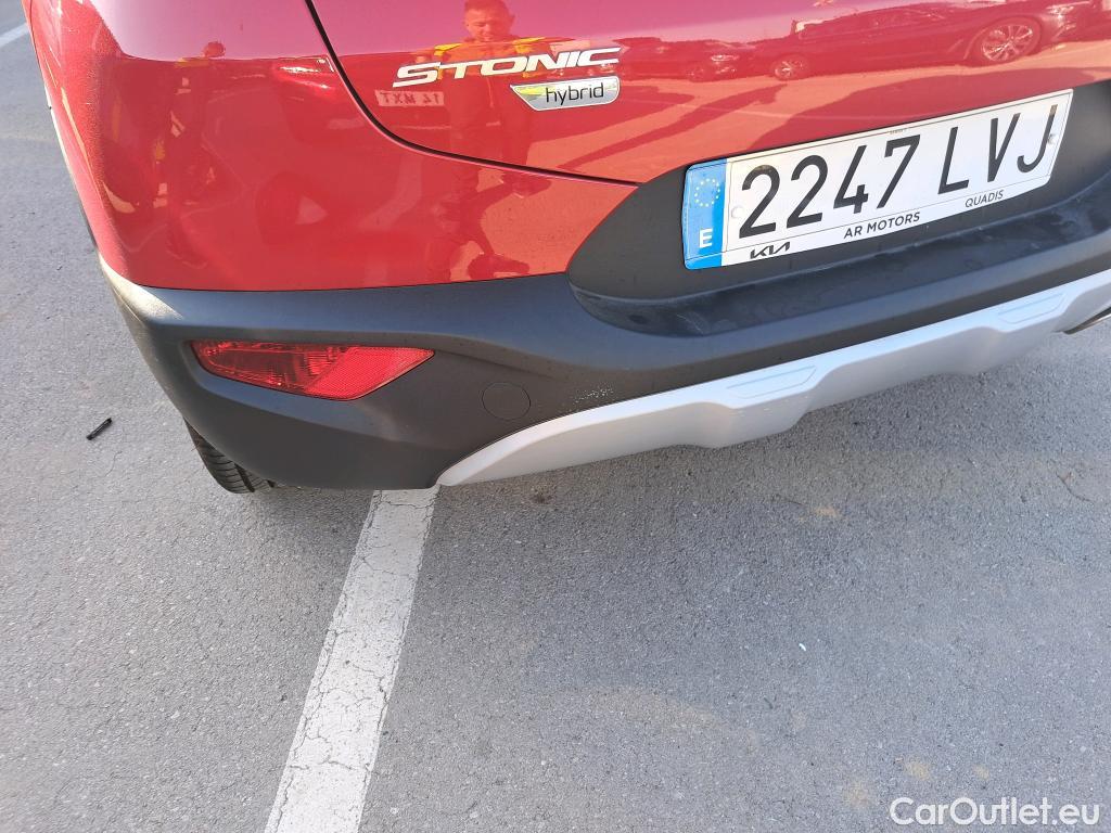  KIA  STONIC KIA  / 2017 / 5P / todoterreno 1.0 T-GDi 74kW (100CV) MHEV iMT Concept #20