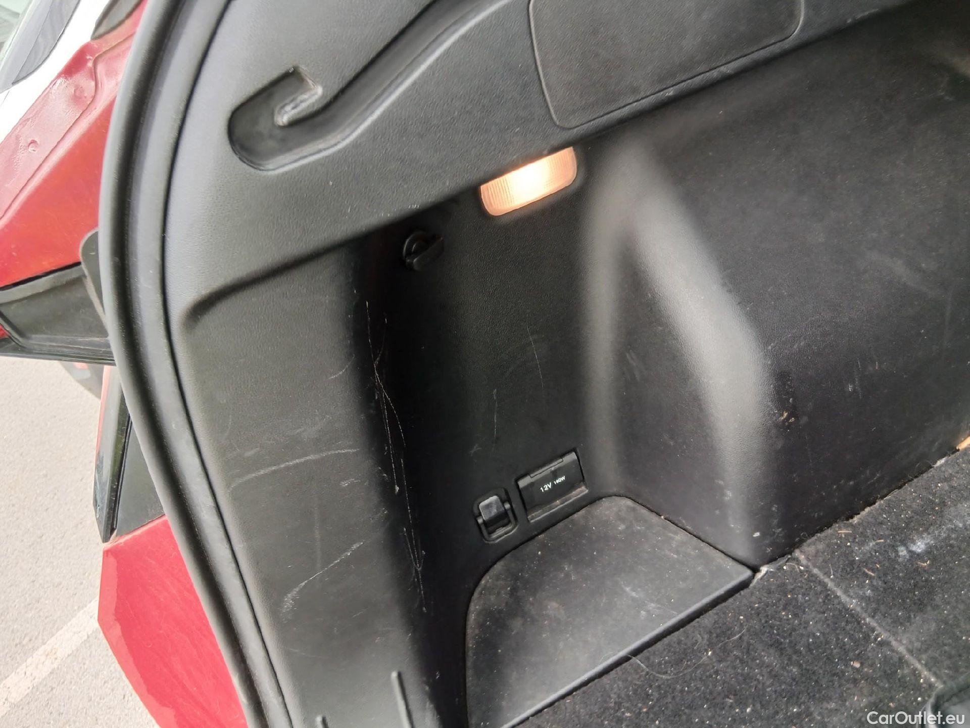  Hyundai  Tucson HYUNDAI  / 2020 / 5P / todoterreno 1.6 TGDI 169kW (230CV) HEV Maxx Sky Auto #41