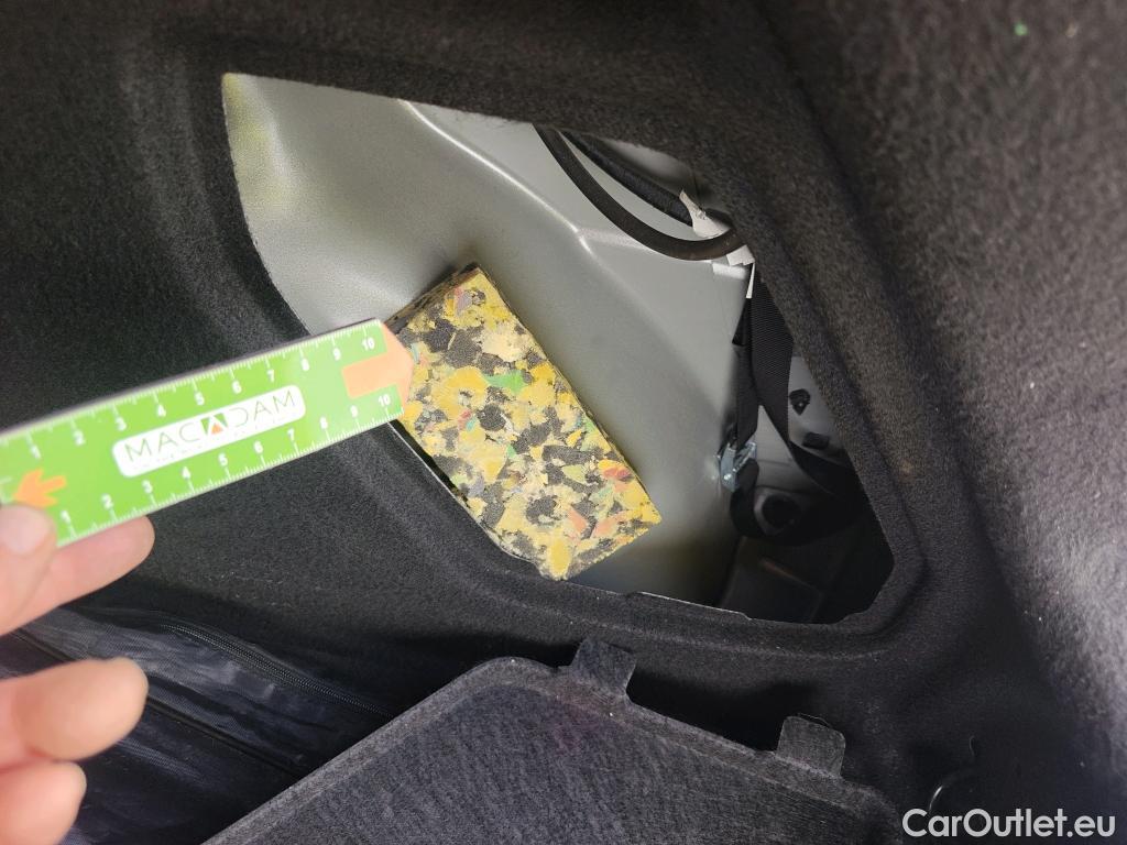  Renault  Megane RENAULT Mégane / 2020 / 5P / berlina con portón Equilibre Blue dCi 85 kW (115CV)-SS #6