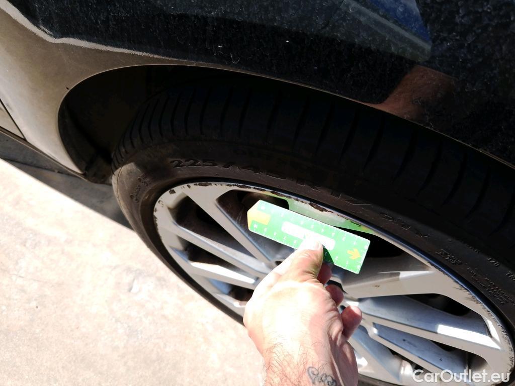  Audi  A3 AUDI  / 2016 / 5P / berlina con portón Design 30 TFSI 85kW (116CV) Sportback #6