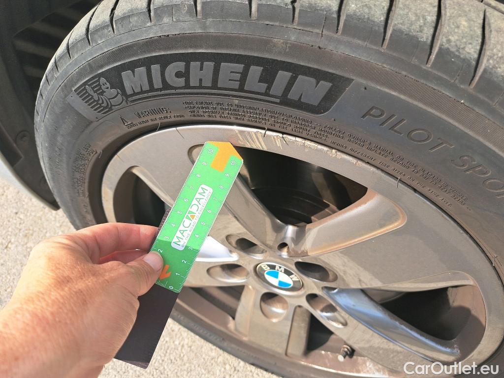  Bmw  Serie 1 BMW  / 2019 / 5P / berlina con portón 116d #11