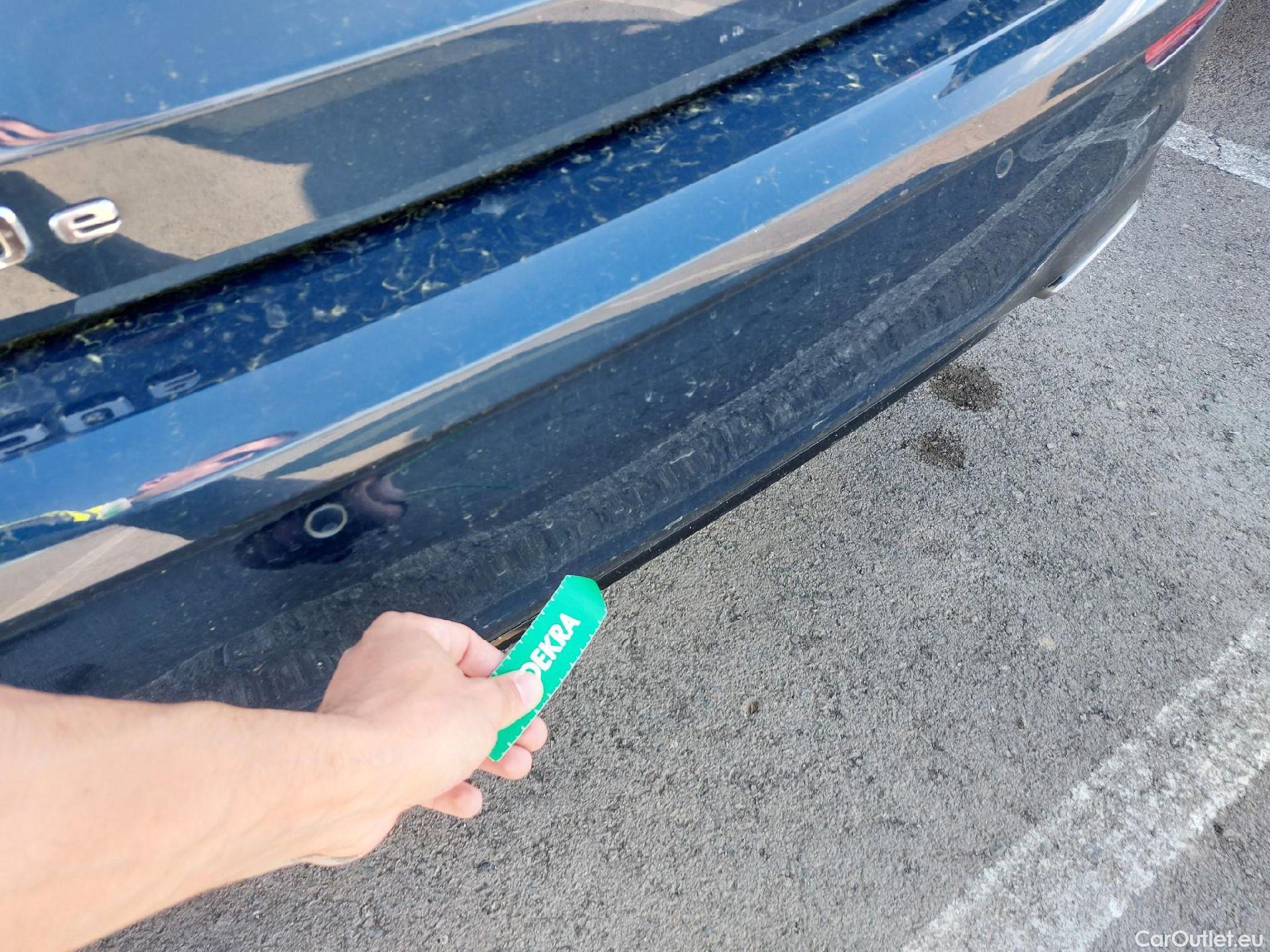  Mercedes  A-Klasse MERCEDES-BENZ Clase A / 2018 / 5P / berlina con portón A 250 e #14