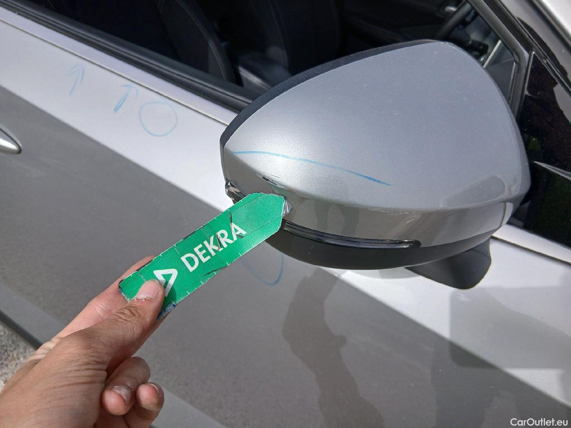  Nissan  Qashqai NISSAN  / 2021 / 5P / todoterreno DIG-T 103kW (140CV) mHEV 4x2 Acenta #47