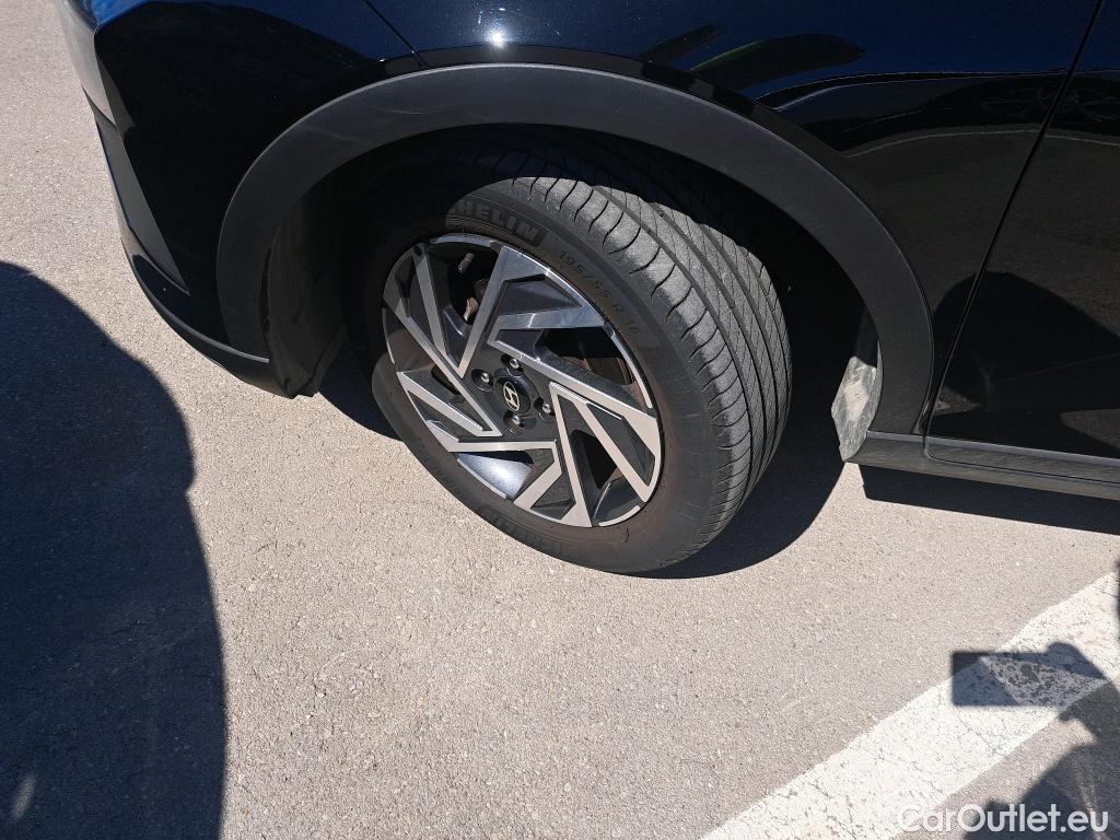  Hyundai  Bayon HYUNDAI  / 2024 / 5P / todoterreno 1.0 TGDI 74kW (100CV) 48V Maxx #32