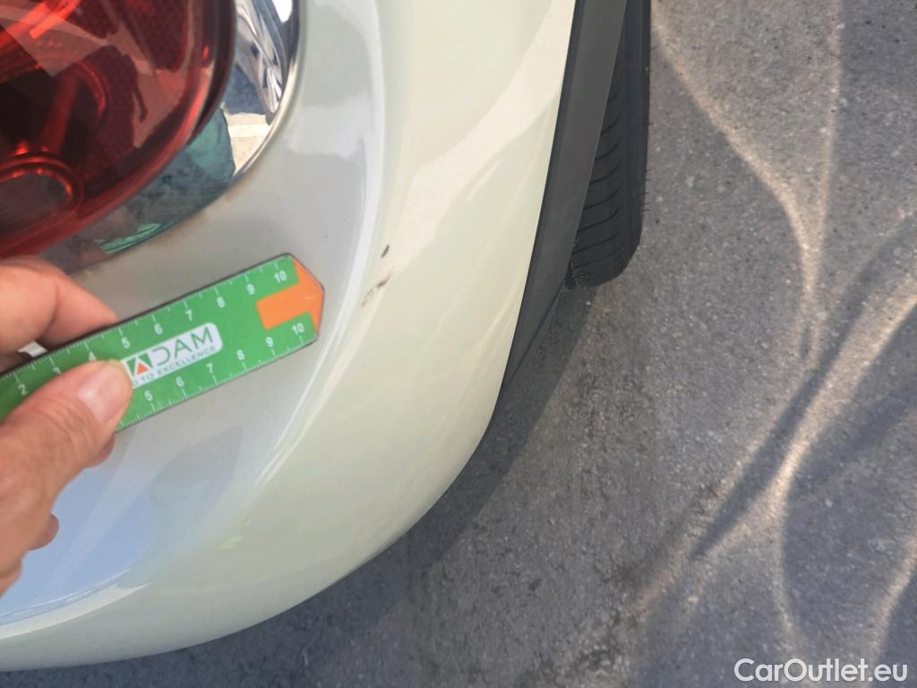  Mini  Cooper MINI MINI / 2014 / 5P / berlina con portón ONE 5 PUERTAS (CX) #12