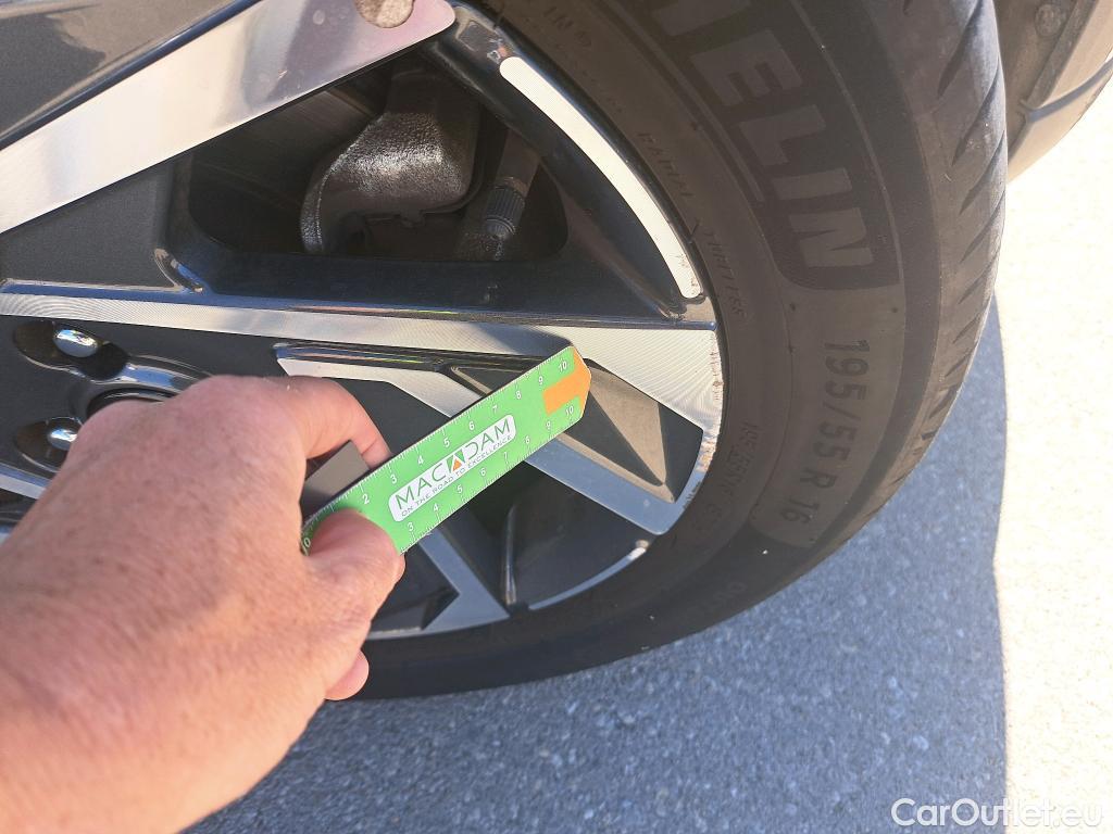  Hyundai  Bayon HYUNDAI  / 2024 / 5P / todoterreno 1.0 TGDI 74kW (100CV) 48V Maxx #2