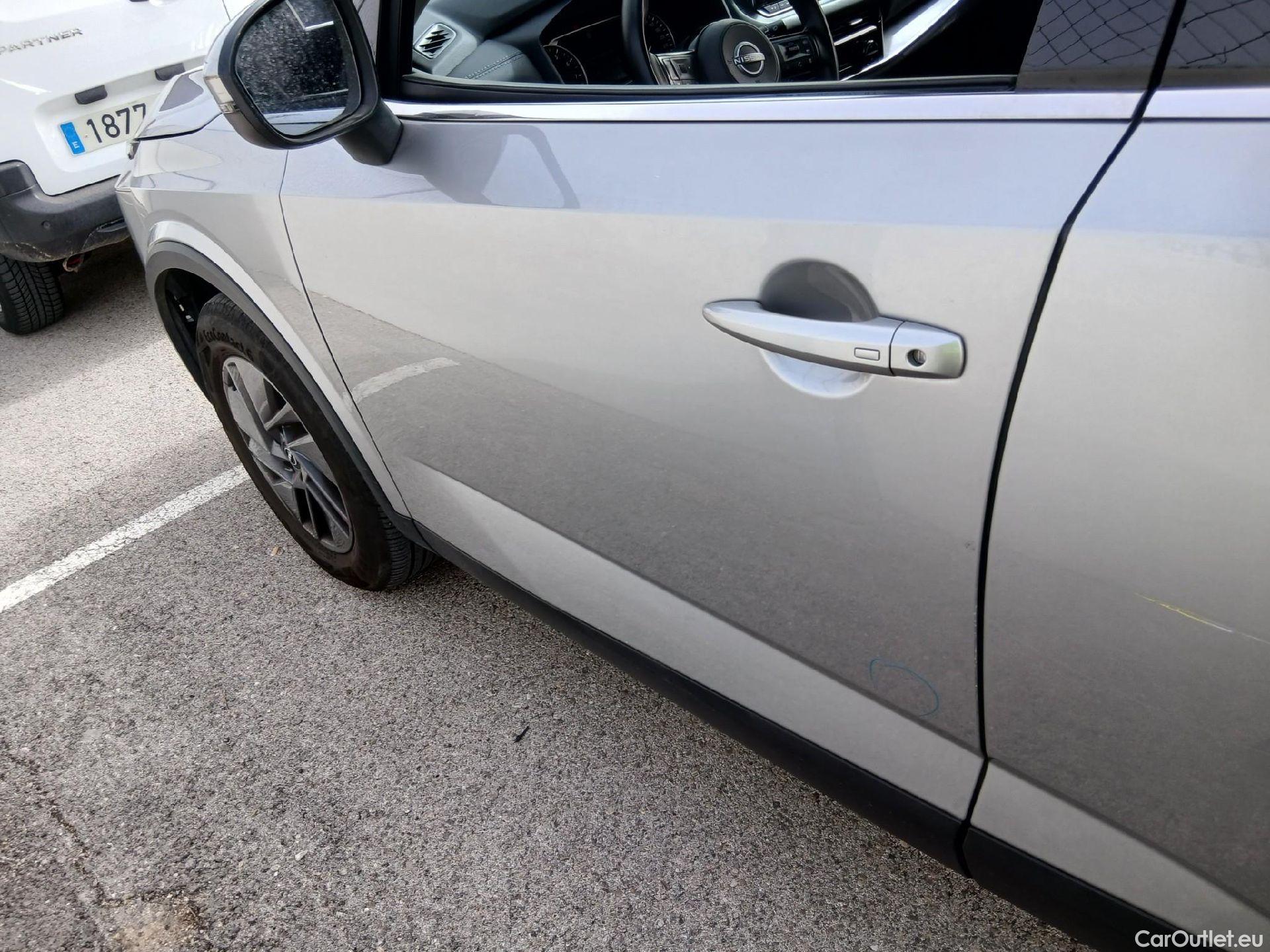  Nissan  Qashqai NISSAN  / 2021 / 5P / todoterreno DIG-T 103kW (140CV) mHEV 4x2 Acenta #13