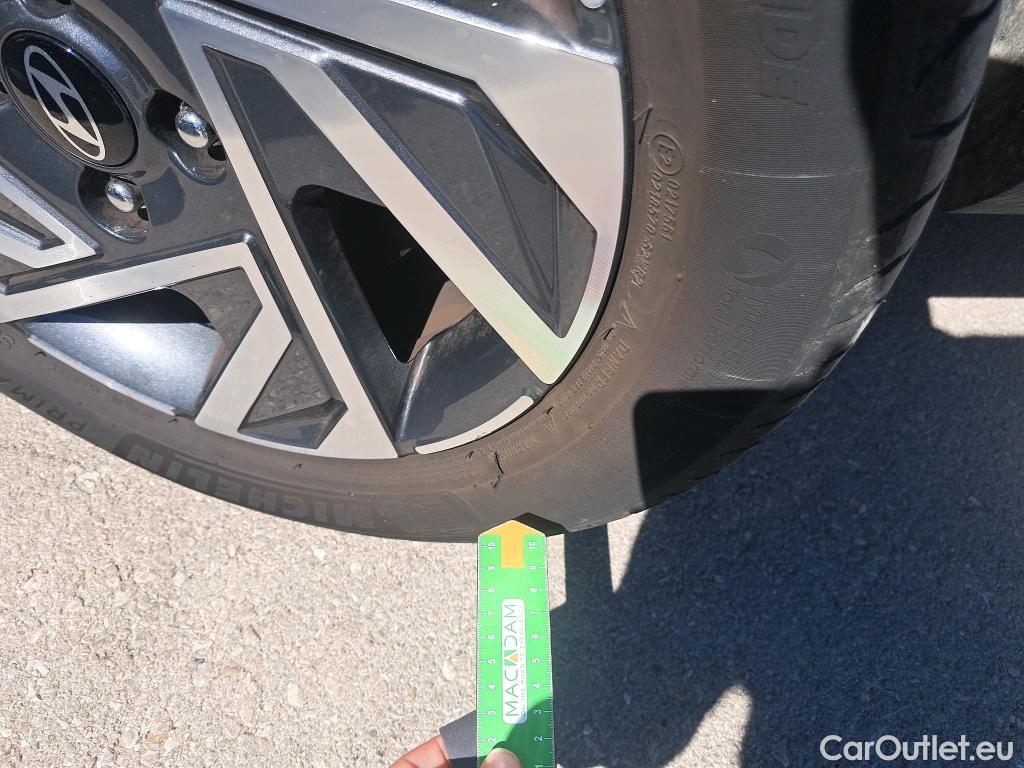  Hyundai  Bayon HYUNDAI  / 2024 / 5P / todoterreno 1.0 TGDI 74kW (100CV) 48V Maxx #33