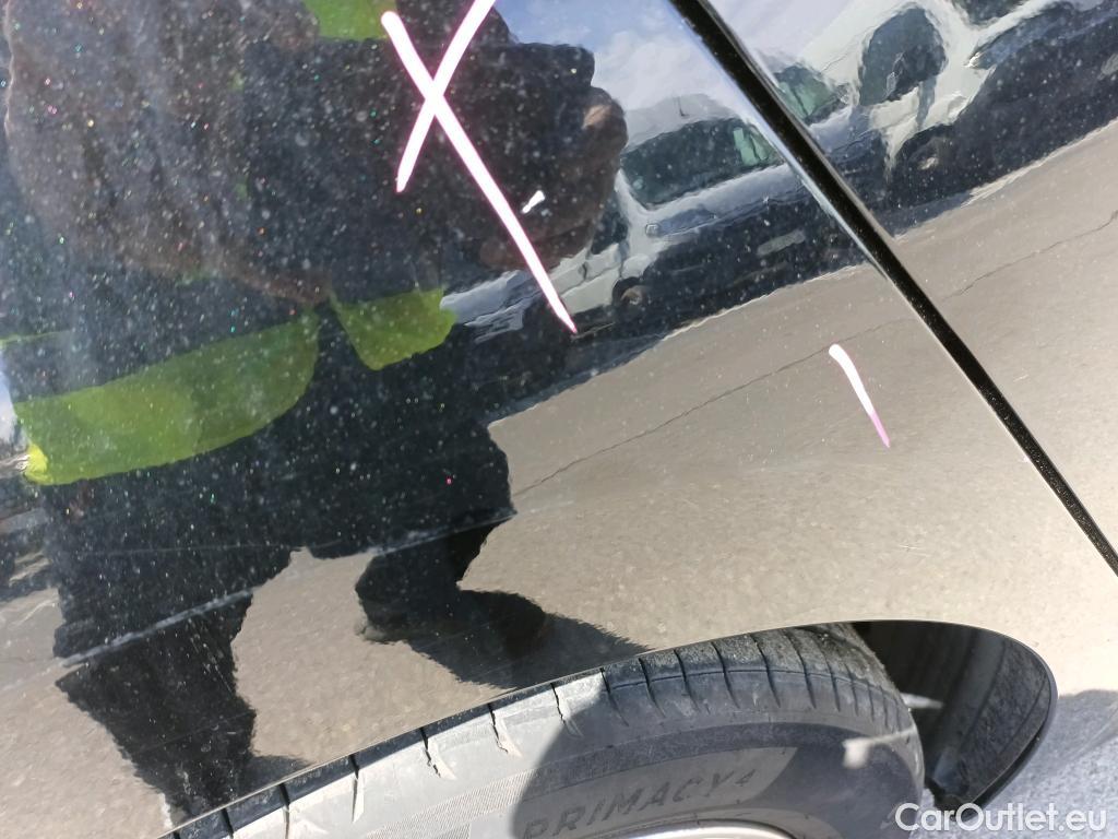  KIA  Rio KIA  / 2020 / 5P / berlina con portón 1.2 DPi 62kW (84CV) Concept #29